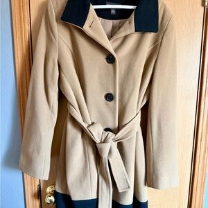 Dana Buchman Tan and Black Trench Coat